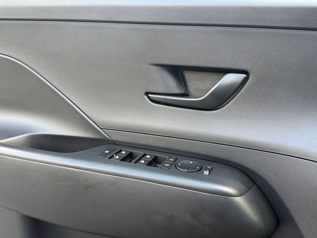 Certified 2026 Hyundai Kona SEL Sport AWD/4WD image 19