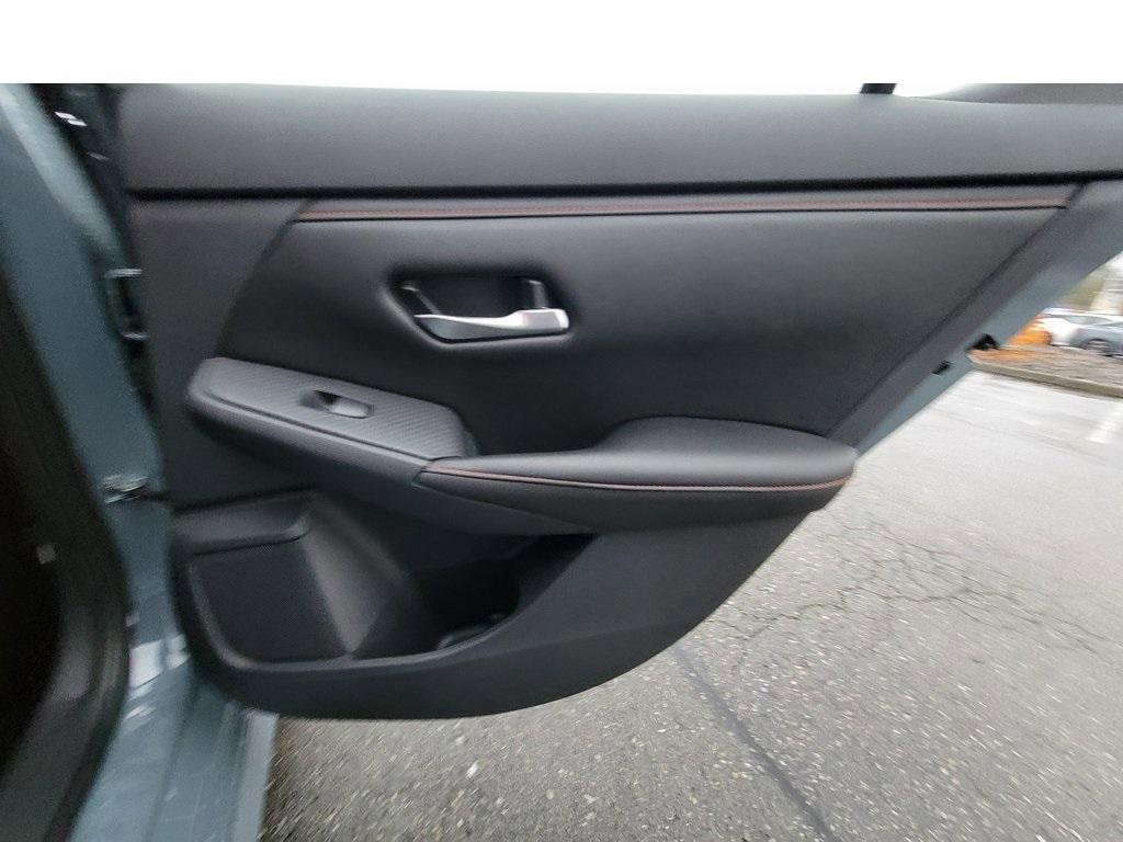 New 2025 Nissan Sentra SR w/ SR Premium Package image 12