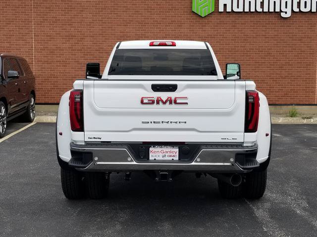 New 2026 GMC Sierra 3500 SLE AWD/4WD image 2