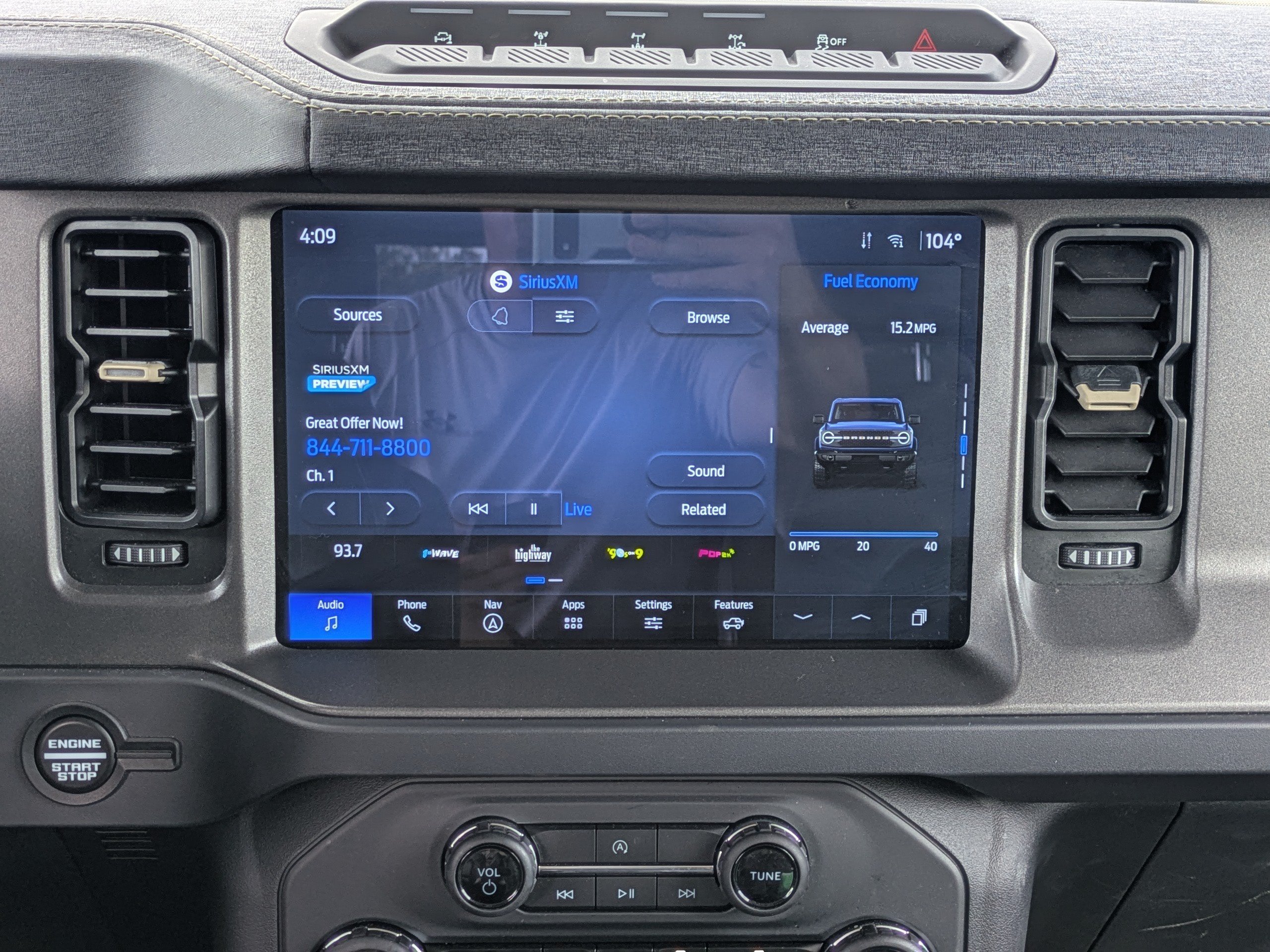 Used 2025 Ford Bronco Badlands AWD/4WD image 17