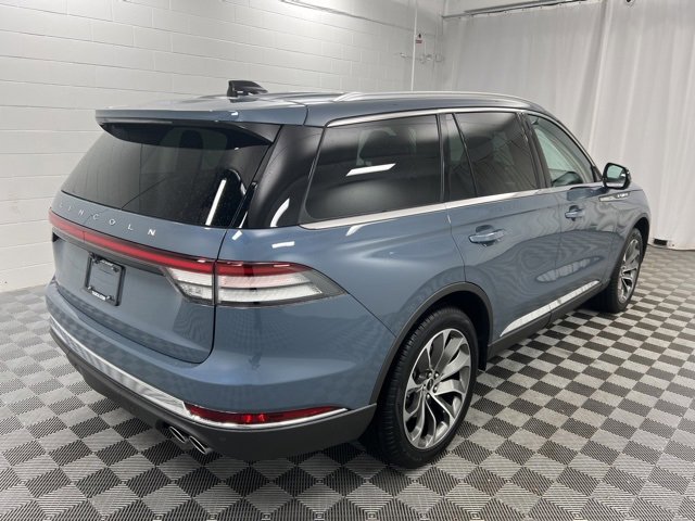 Certified 2025 Lincoln Aviator Reserve w/ Illumination Package image 5