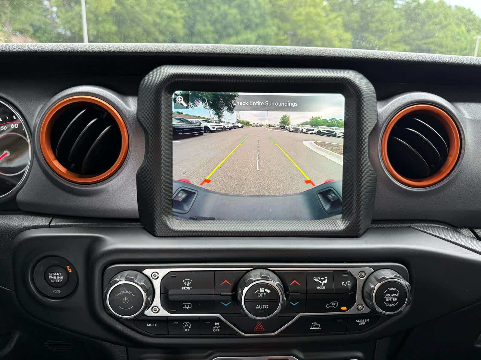 Used 2022 Jeep Gladiator Mojave w/ Trailer Tow Package AWD/4WD image 19