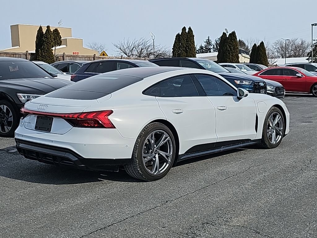 Used 2023 Audi e-tron GT Prestige w/ Prestige Package image 12