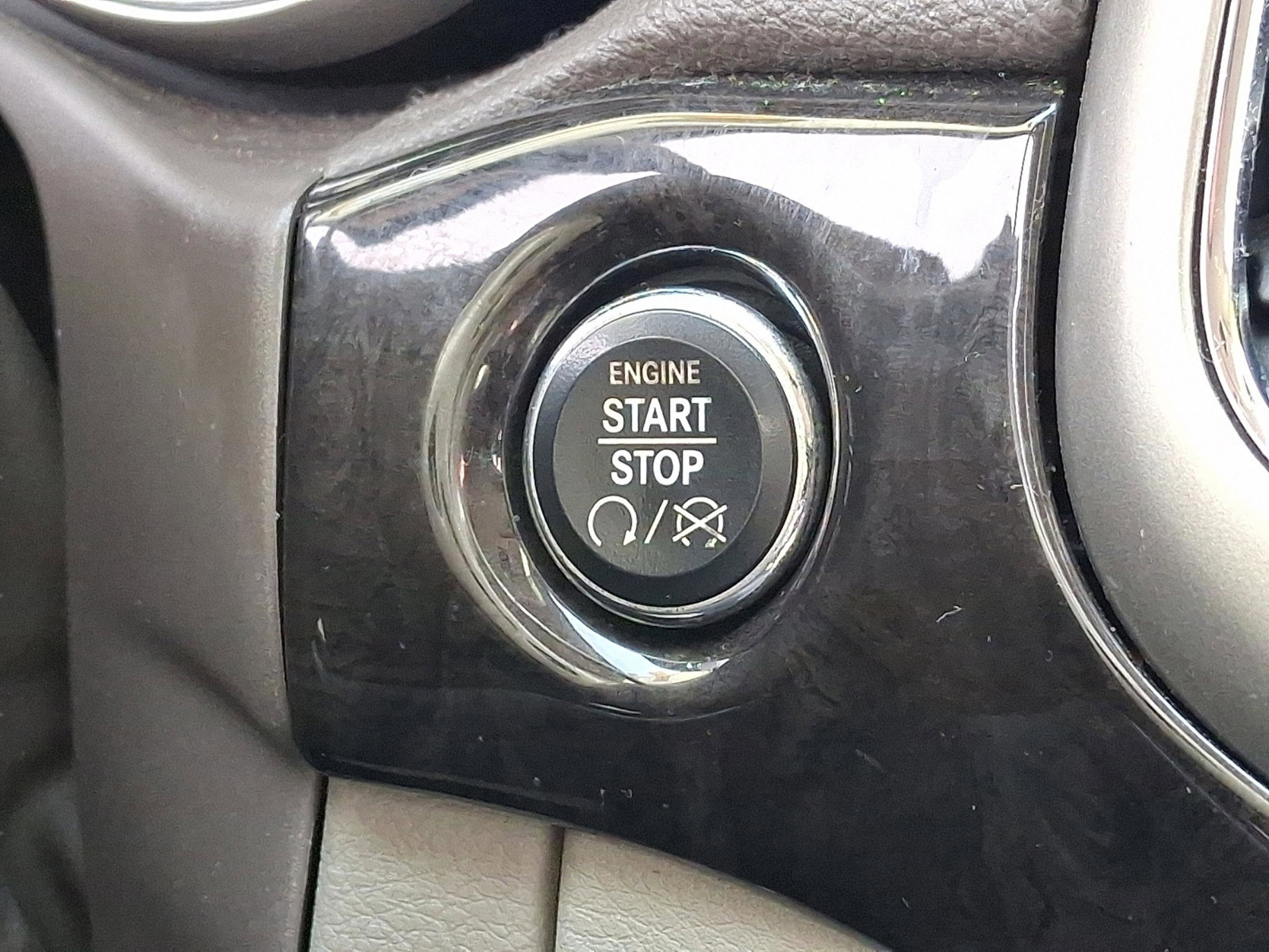 Used 2012 Jeep Grand Cherokee Laredo image 23