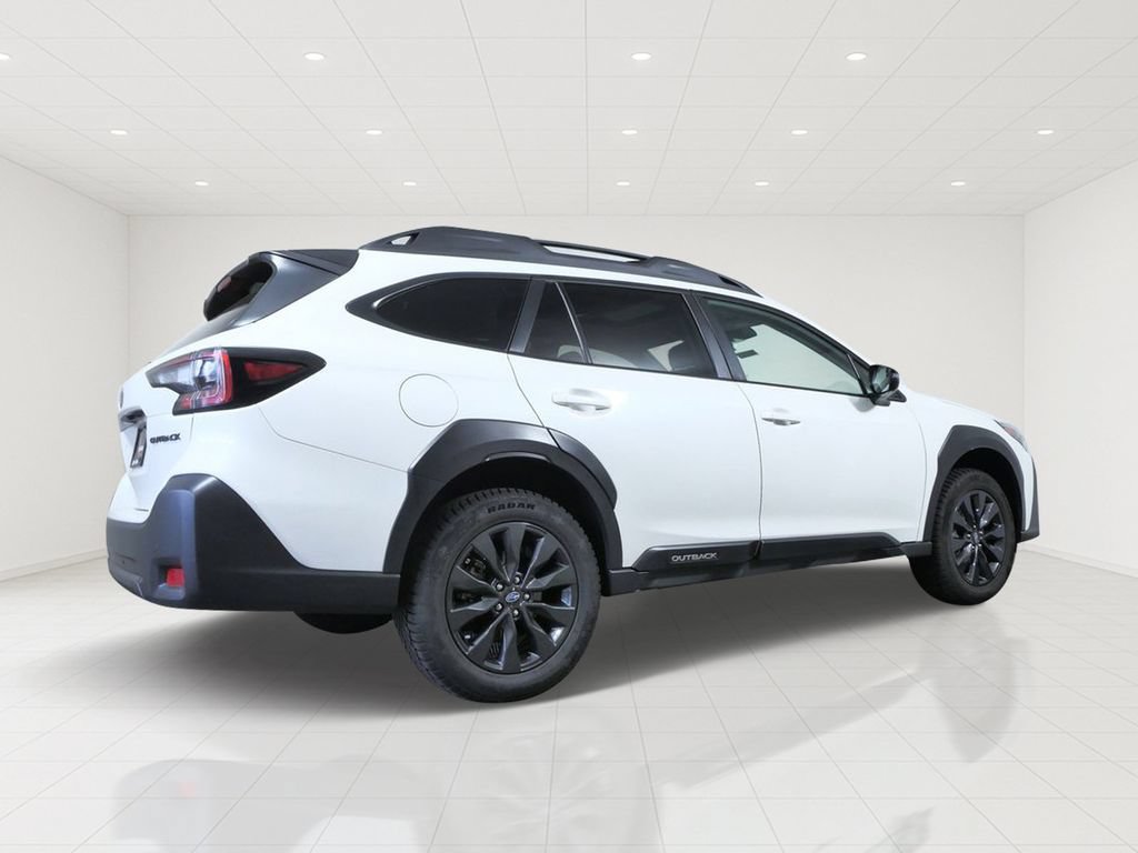 Used 2025 Subaru Outback Onyx Edition AWD/4WD image 6