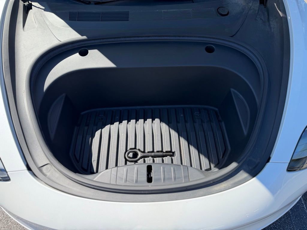 Used 2021 Tesla Model 3 Standard Range Plus image 6