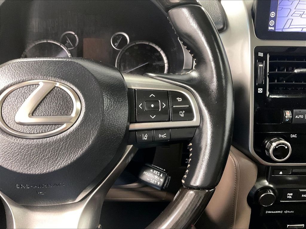 Used 2022 Lexus GX 460 Premium w/ Accessory Package AWD/4WD image 25