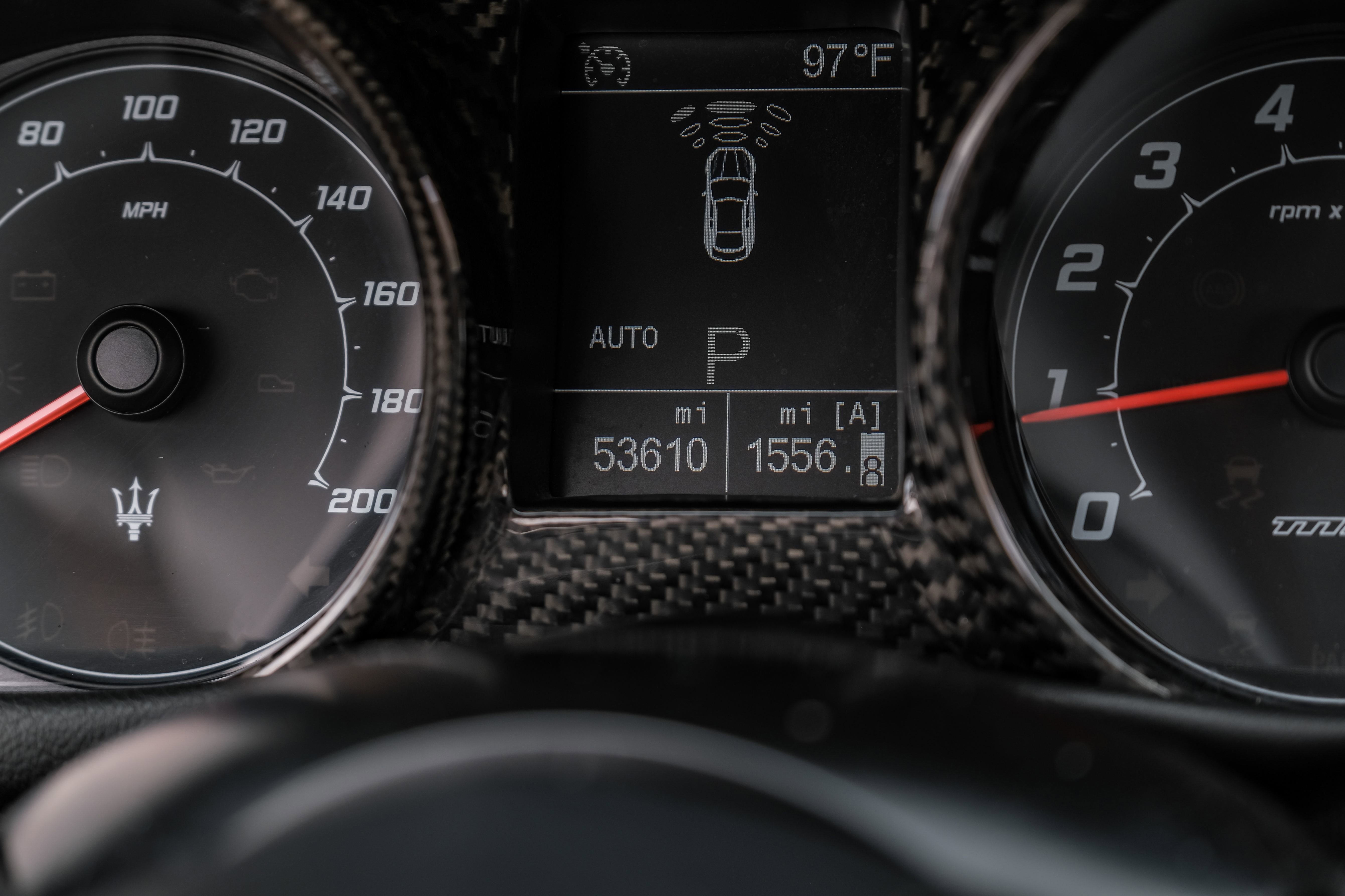 Used 2015 Maserati GranTurismo Sport RWD image 17