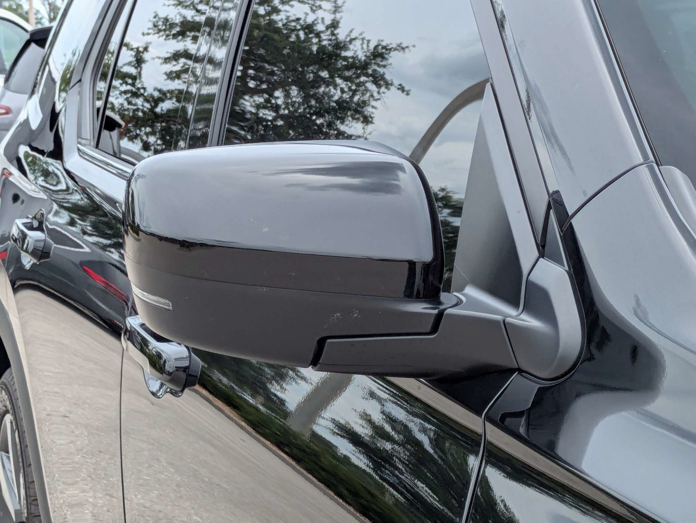 Used 2025 Honda Pilot Touring image 12
