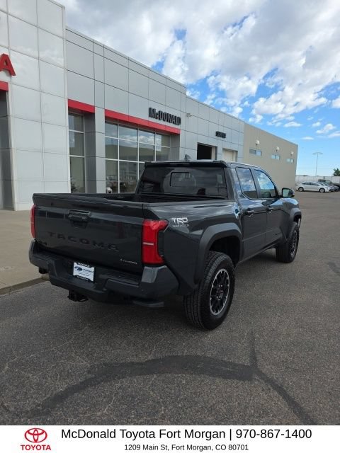 Used 2025 Toyota Tacoma TRD Off-Road AWD/4WD image 5