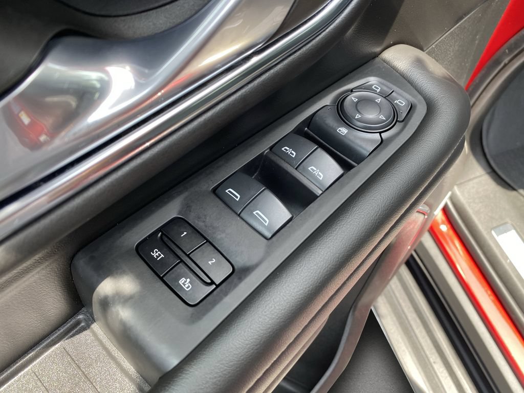 Used 2024 Chevrolet Tahoe LT AWD/4WD image 14