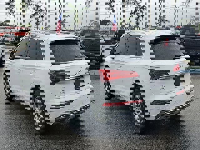 Used 2024 Audi Q5 2.0T Premium image 5