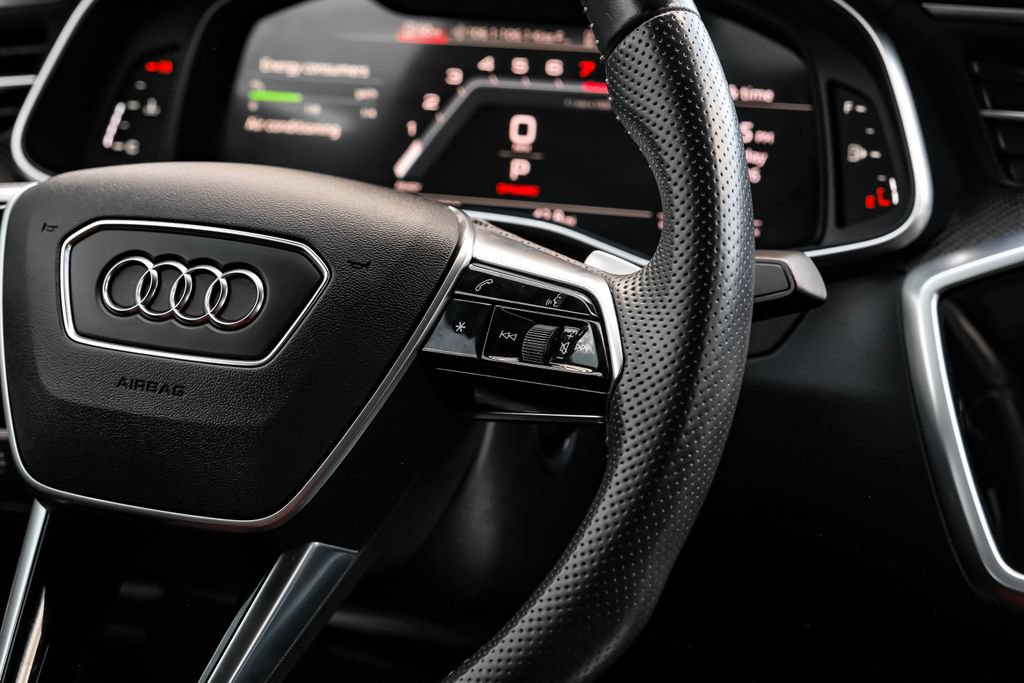 Used 2021 Audi S6 Prestige w/ Prestige Package AWD/4WD image 16