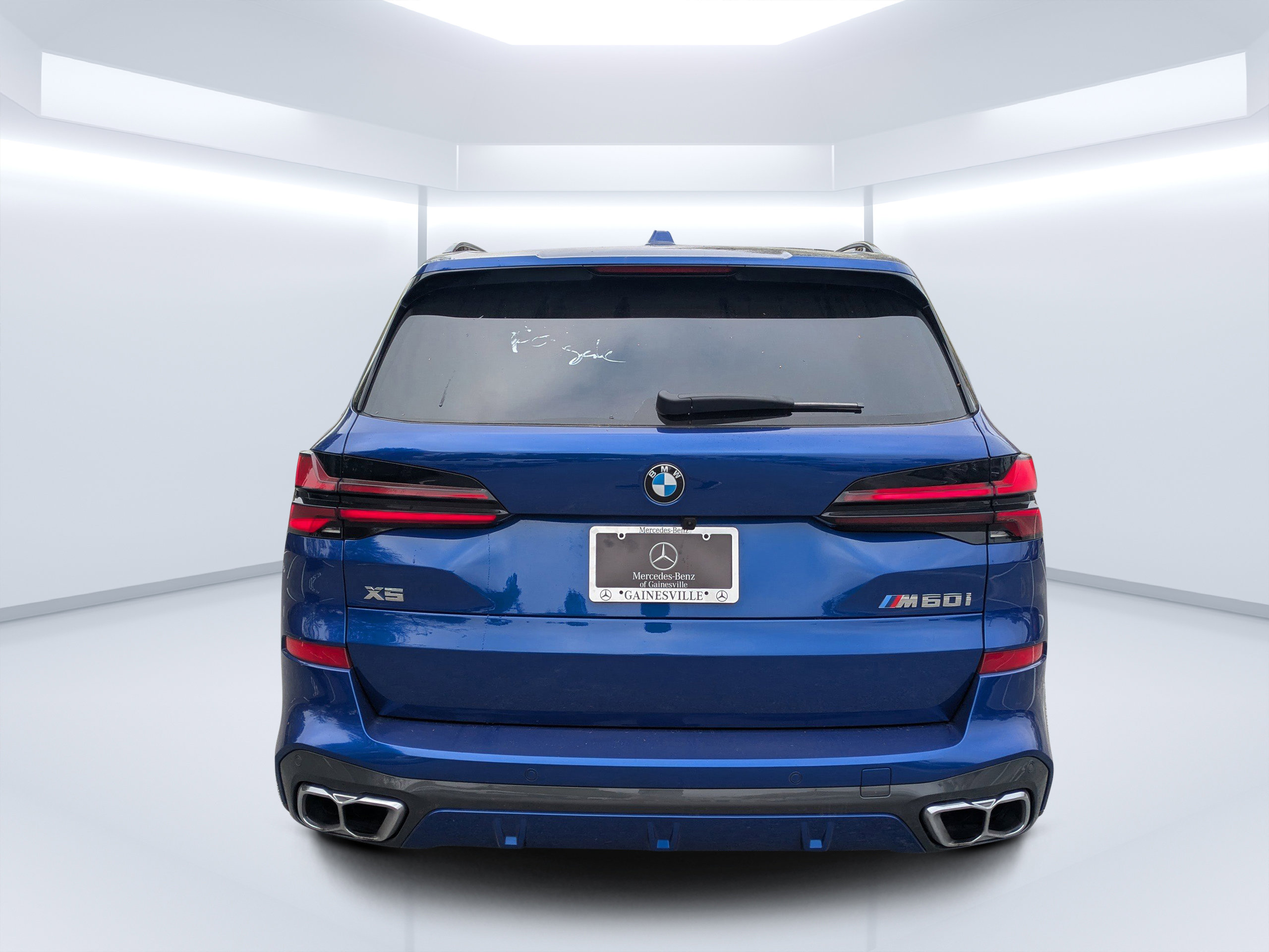 Used 2026 BMW X5 M60i image 4