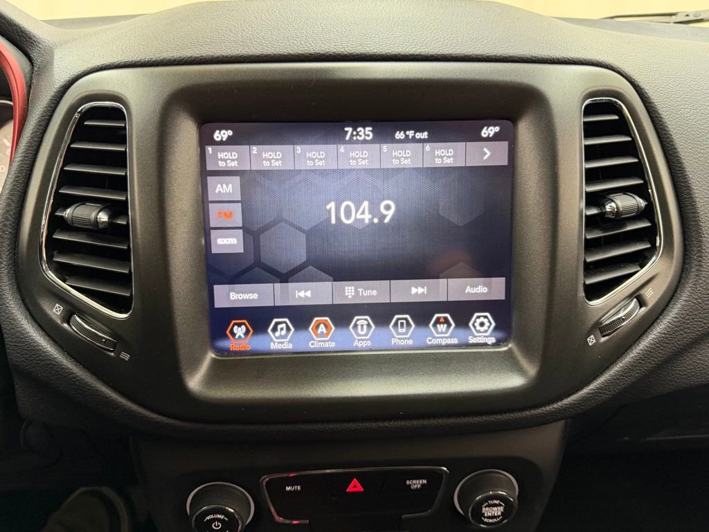 Used 2020 Jeep Compass Trailhawk image 25