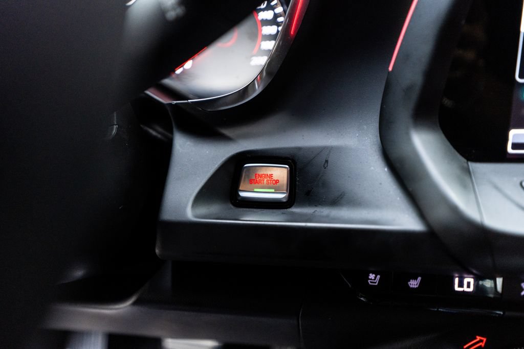 Used 2018 Chevrolet Camaro ZL1 RWD image 30