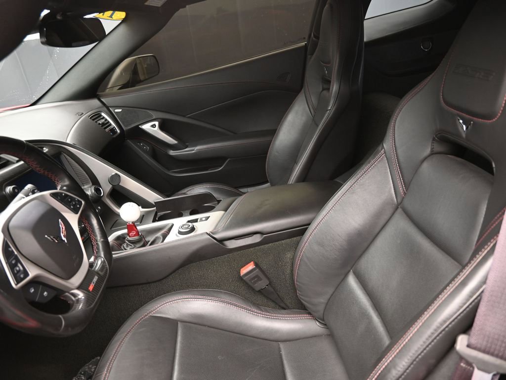 Used 2017 Chevrolet Corvette Z06 w/ Z07 Performance Package image 28
