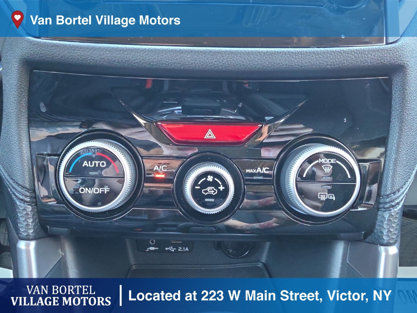 Used 2023 Subaru Forester Premium AWD/4WD image 20