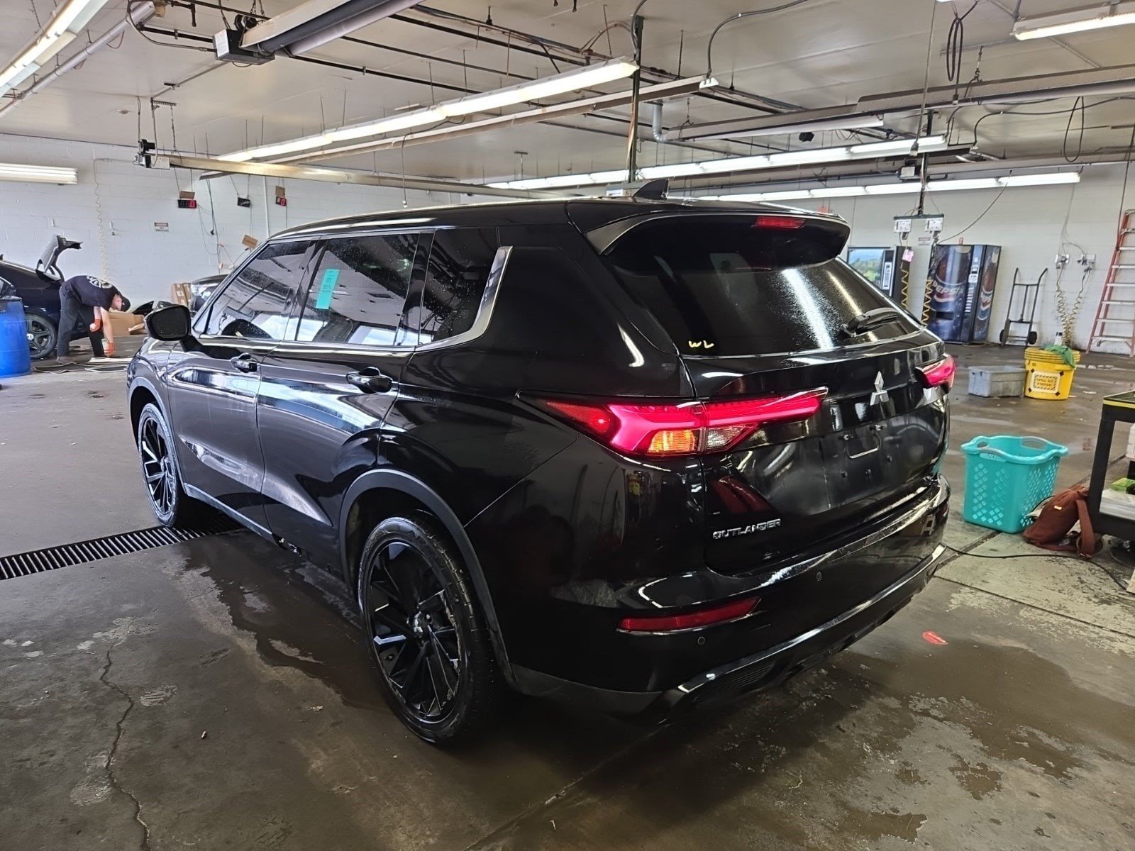 Used 2022 Mitsubishi Outlander SEL Black Edition AWD/4WD image 8