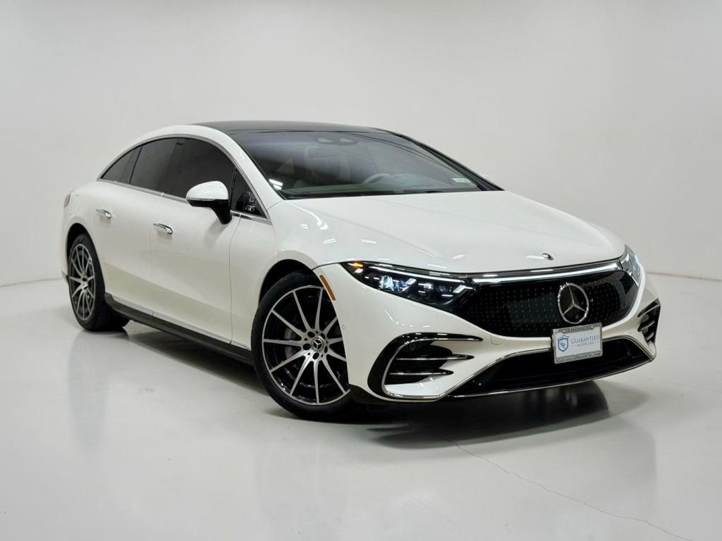Used 2023 Mercedes-Benz EQS 580 4MATIC Sedan image 5