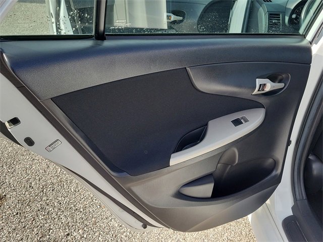 Used 2013 Toyota Corolla S image 13