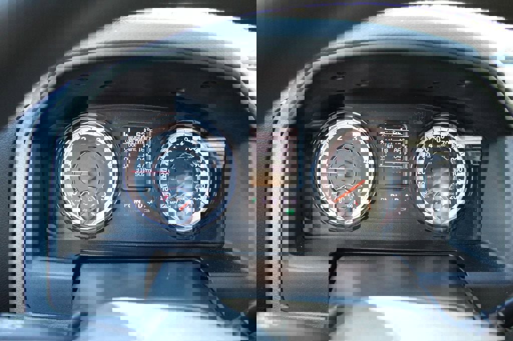 Used 2018 RAM 2500 Tradesman w/ Chrome Appearance Group image 15