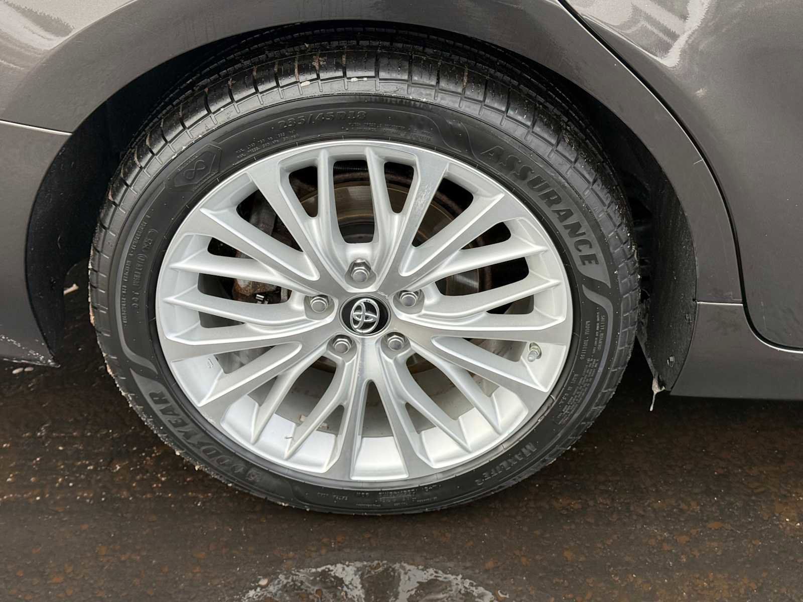 Used 2018 Toyota Camry XLE image 8