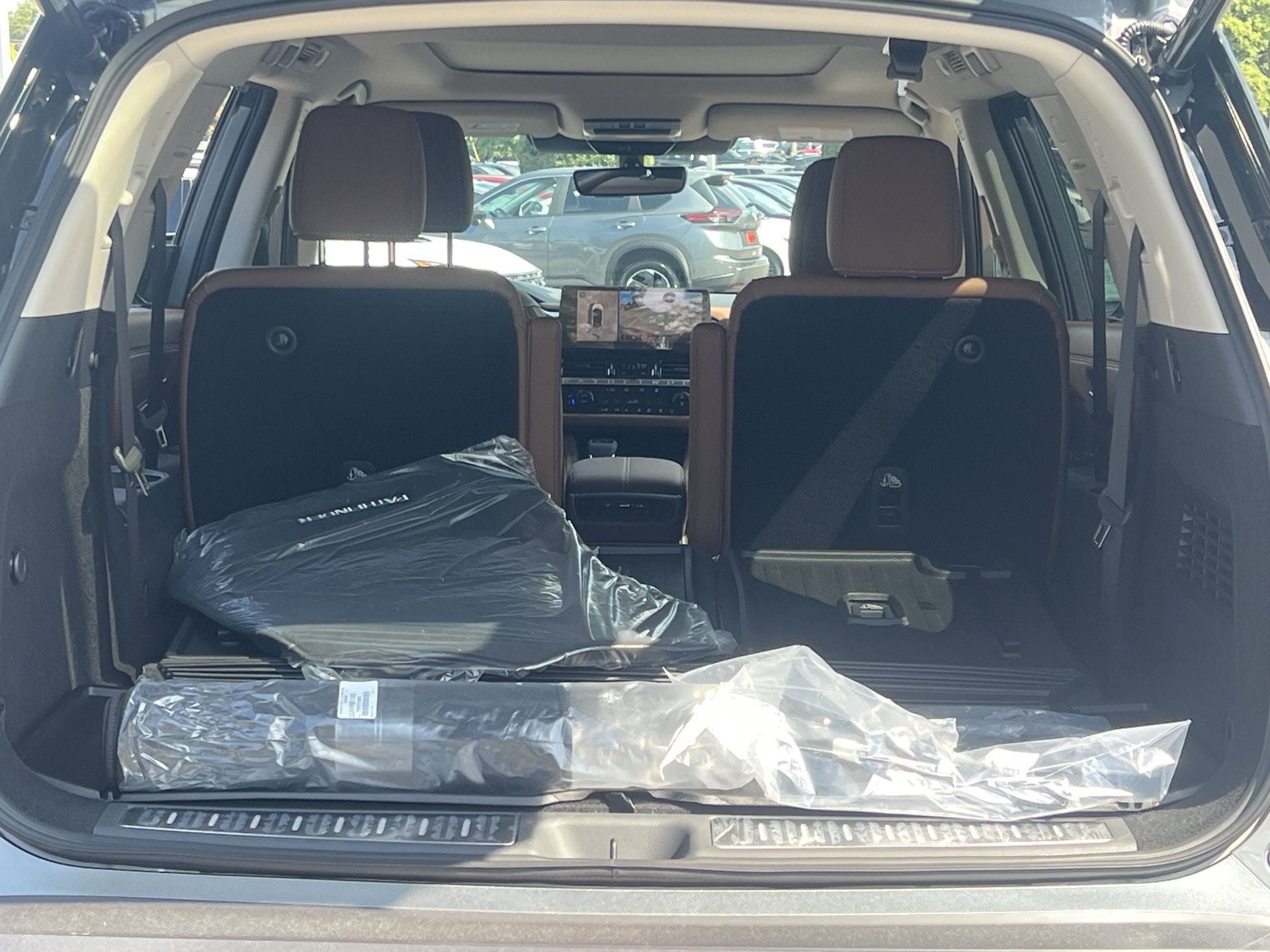 New 2026 Nissan Pathfinder Platinum FWD image 21