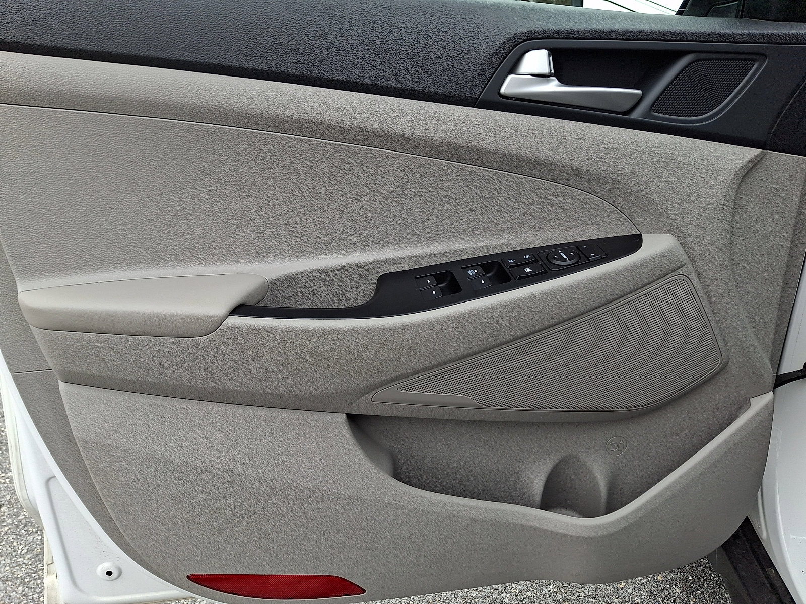 Used 2021 Hyundai Tucson SE image 12