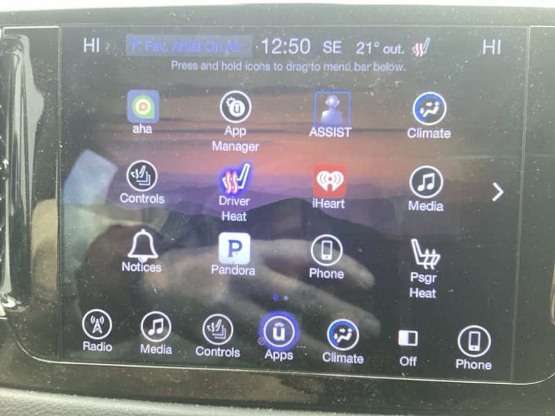 Used 2017 Chrysler Pacifica Touring-L image 22