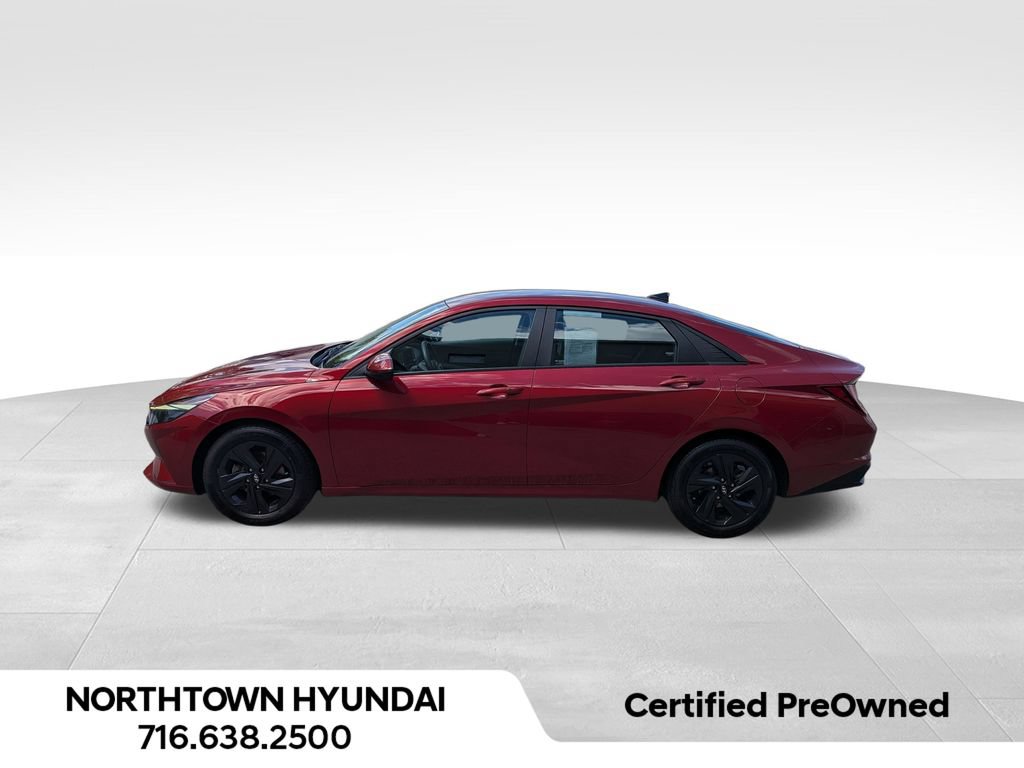 Used 2023 Hyundai Elantra SEL FWD image 3