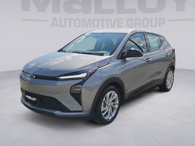 Used 2027 Chevrolet Bolt LT w/ LPO, All-Weather Package FWD image 1