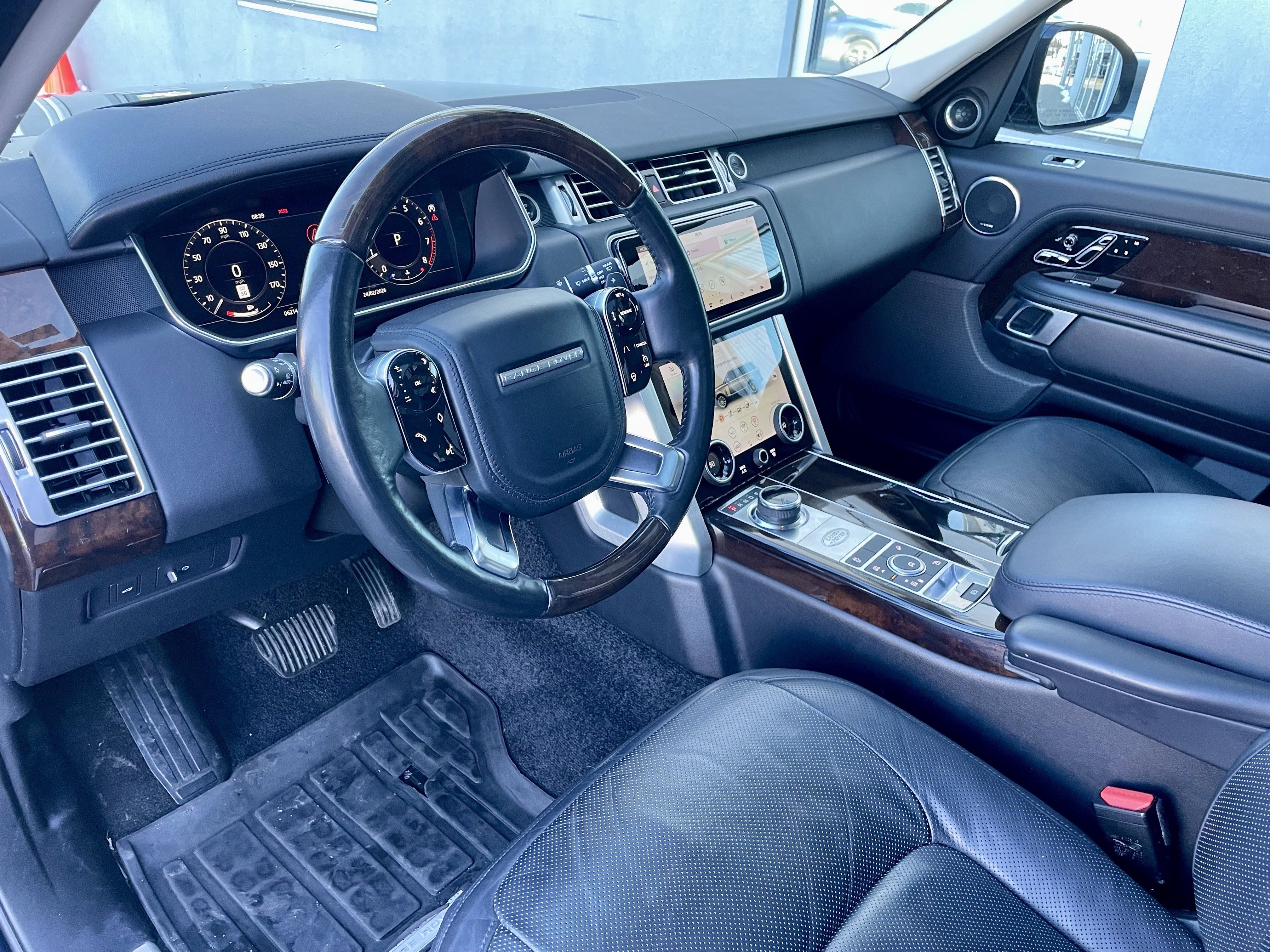 Used 2020 Land Rover Range Rover Long Wheelbase HSE image 13