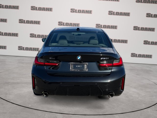 Certified 2026 BMW 330i xDrive Sedan w/ M Sport Package AWD/4WD image 4
