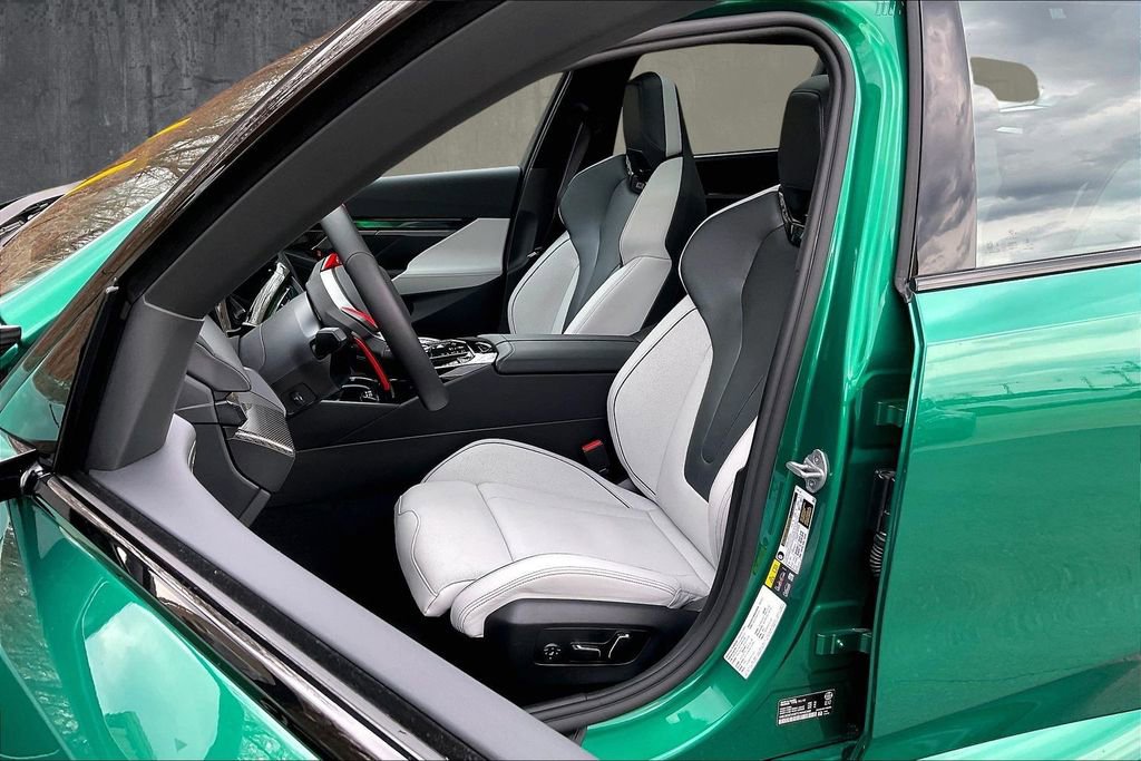 Used 2026 BMW M5 Touring image 21