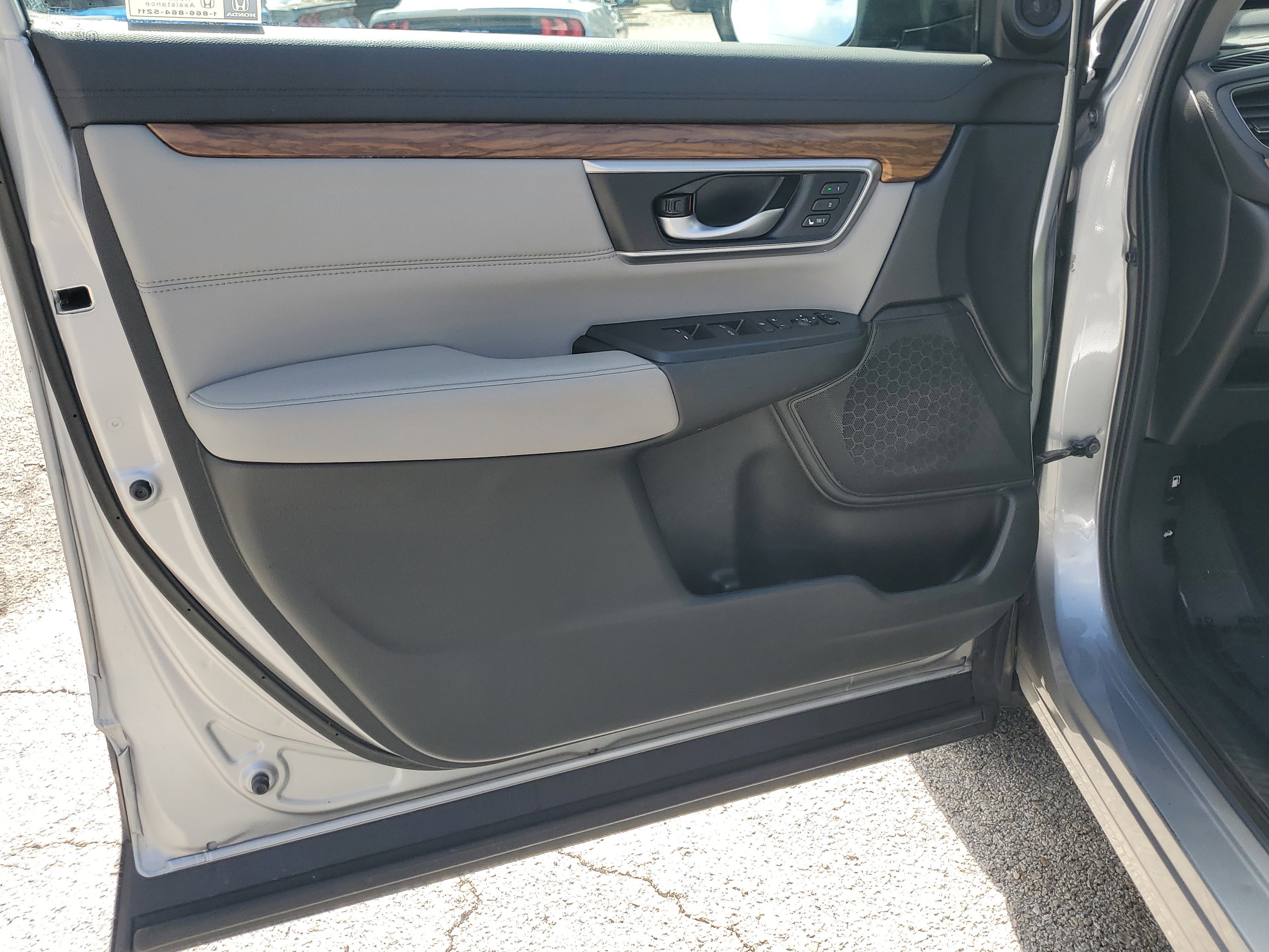 Used 2021 Honda CR-V EX-L image 19