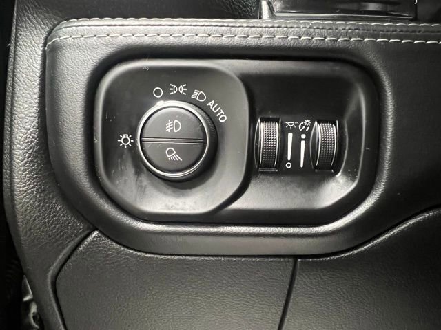 Used 2022 RAM 3500 Limited image 32