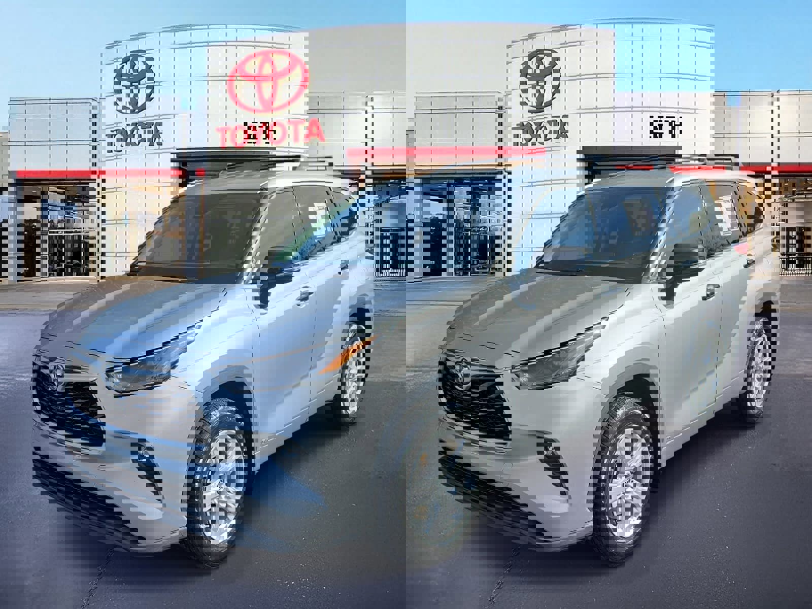 Used 2022 Toyota Highlander LE