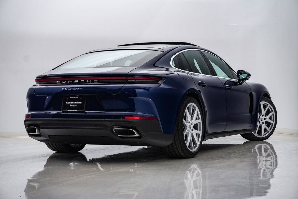 New 2026 Porsche Panamera 4 AWD/4WD image 11