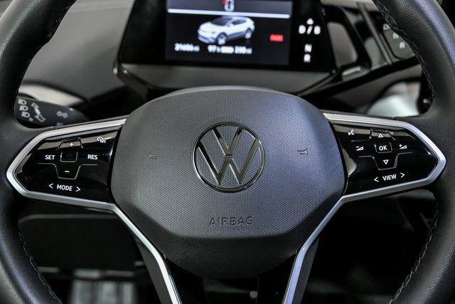 Used 2023 Volkswagen ID.4 Pro S Plus image 18