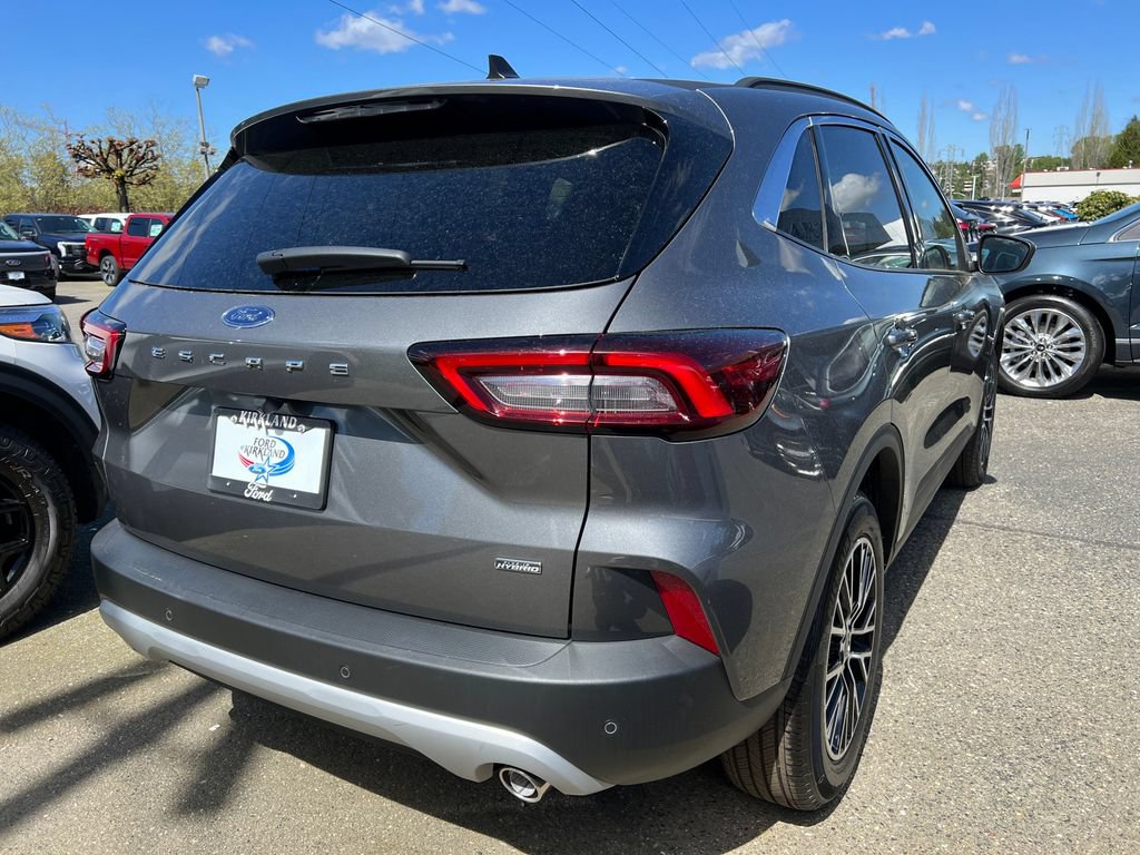 New 2023 Ford Escape SE FWD image 8