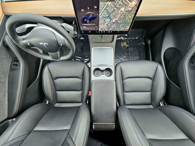 Used 2023 Tesla Model Y Long Range image 27