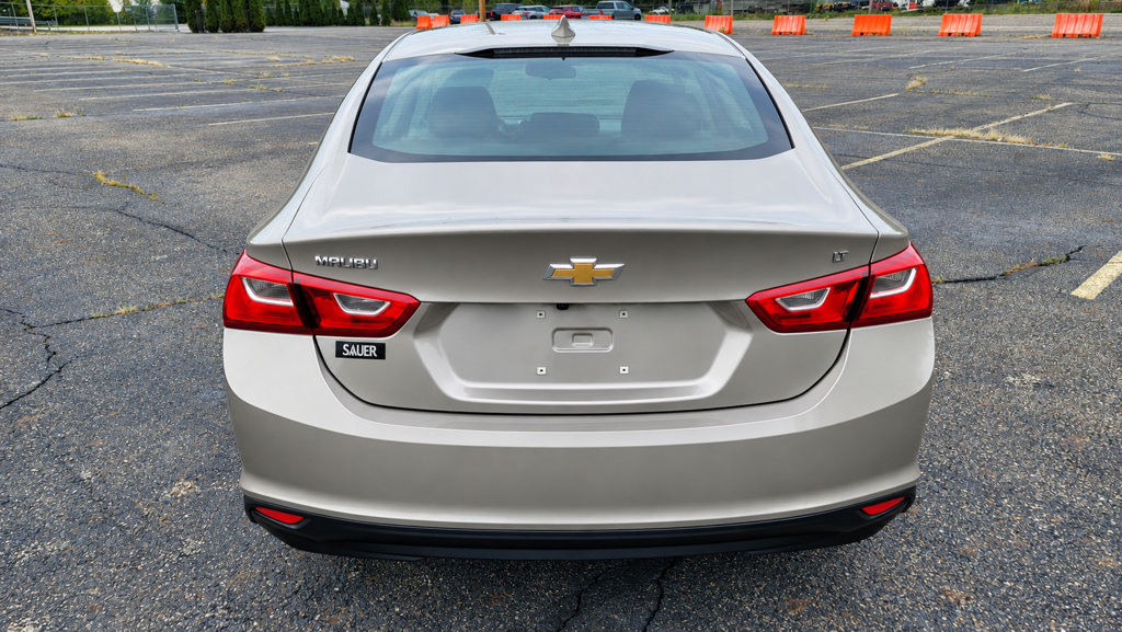 Used 2023 Chevrolet Malibu LT FWD image 10