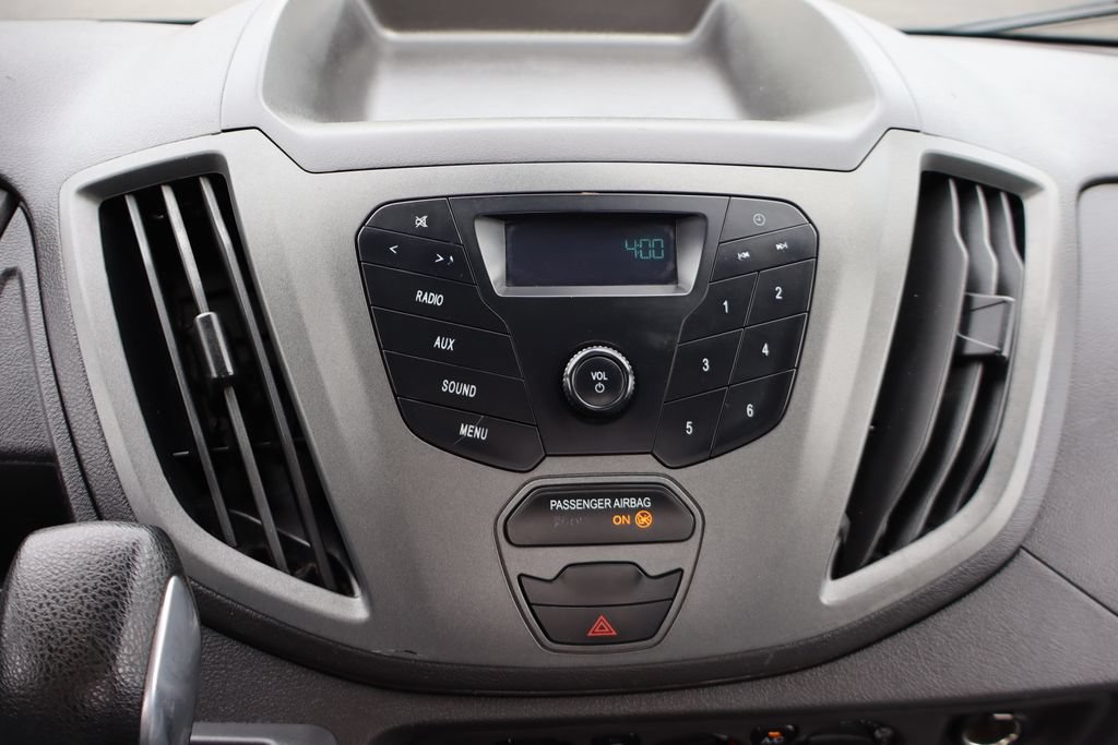 Used 2019 Ford Transit 250 138 RWD image 7