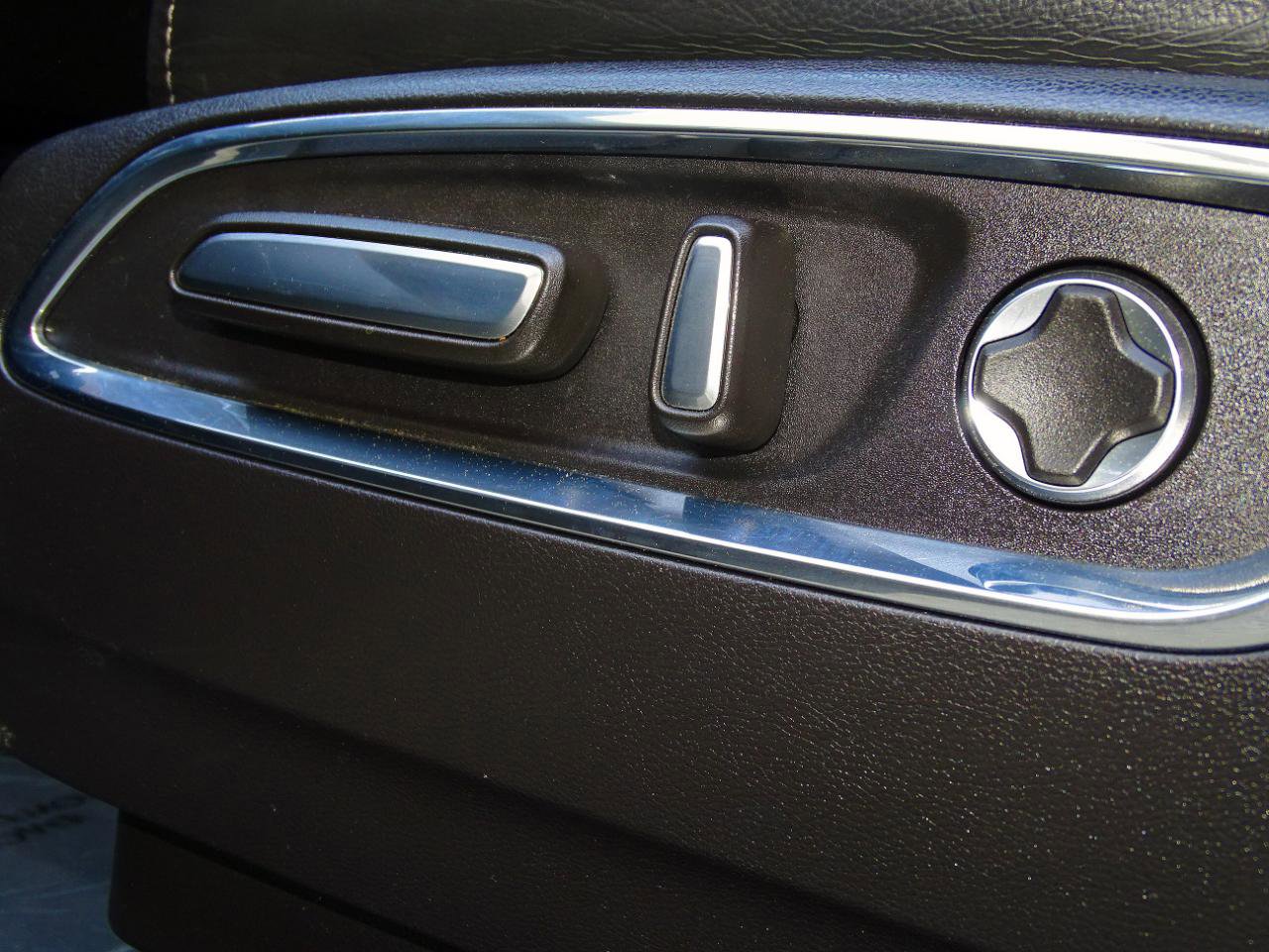 Used 2020 Acura MDX SH-AWD w/Technology Pkg image 13