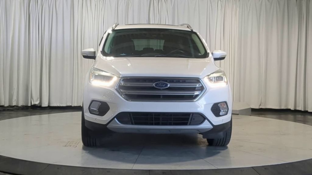 Used 2017 Ford Escape Titanium w/ Equipment Group 301A AWD/4WD image 3