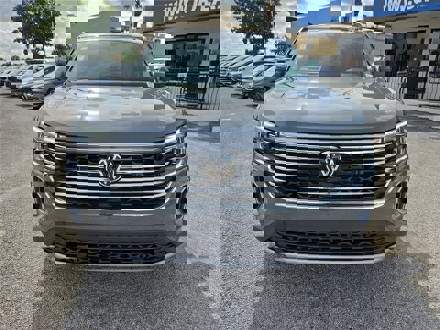 New 2026 Volkswagen Atlas SE image 2