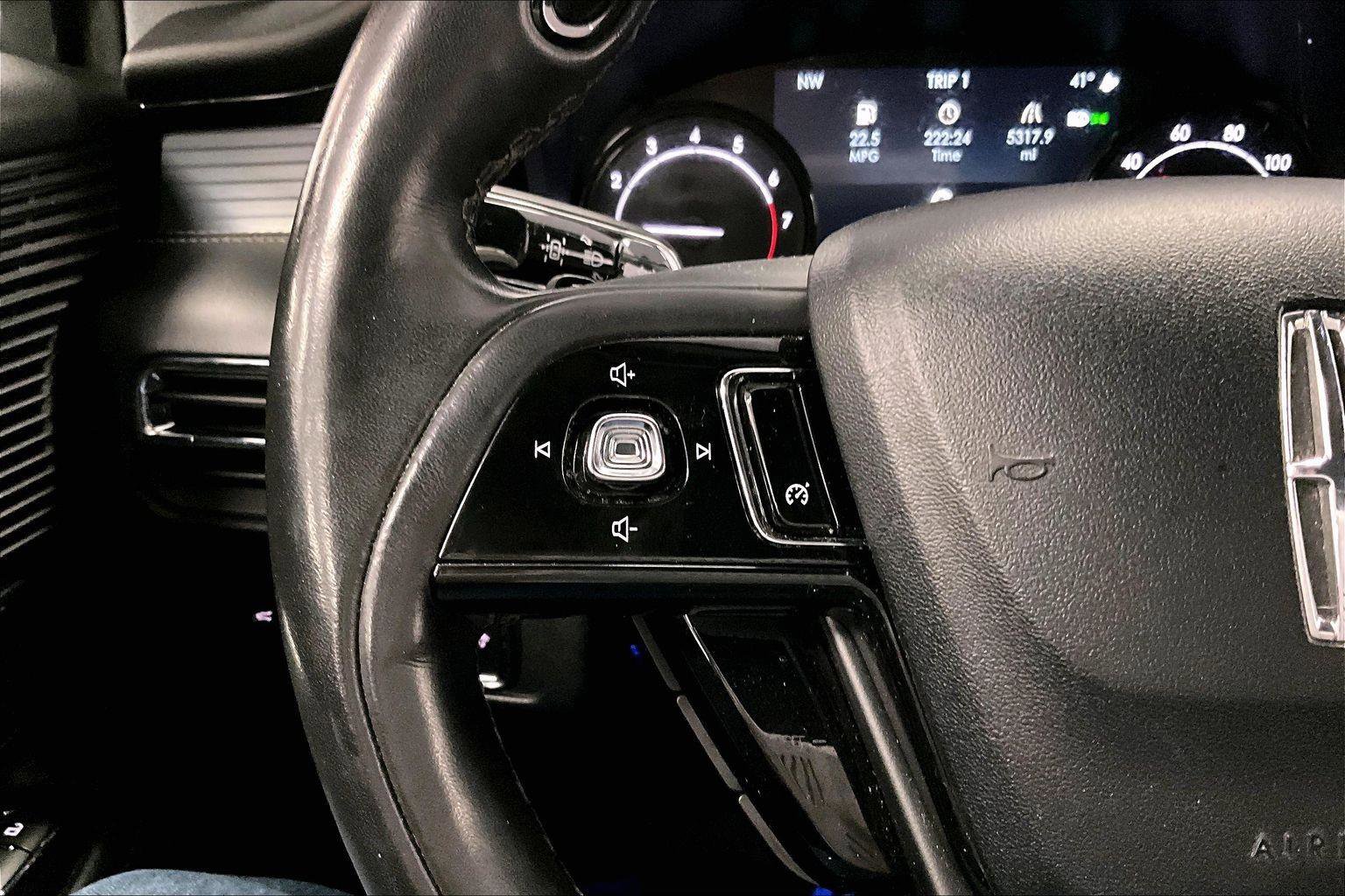 Used 2021 Lincoln Corsair AWD w/ Equipment Group 101A image 17