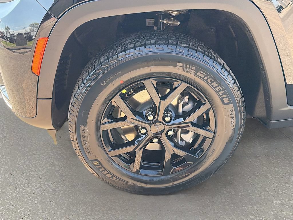 New 2026 Jeep Grand Cherokee Altitude AWD/4WD image 41