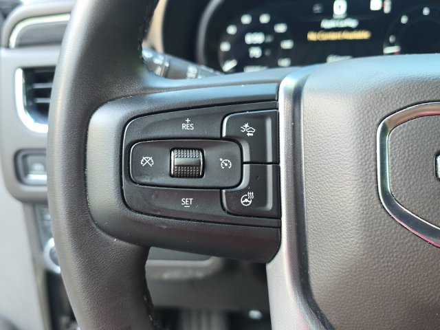 Used 2023 GMC Yukon XL SLT w/ SLT Luxury Package AWD/4WD image 17